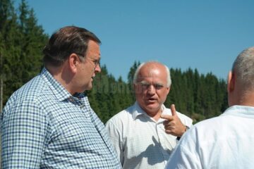 Flutur a început ieri cu dreptul negocierile pentru finalizarea depozitului de deșeuri de pe Mestecăniș