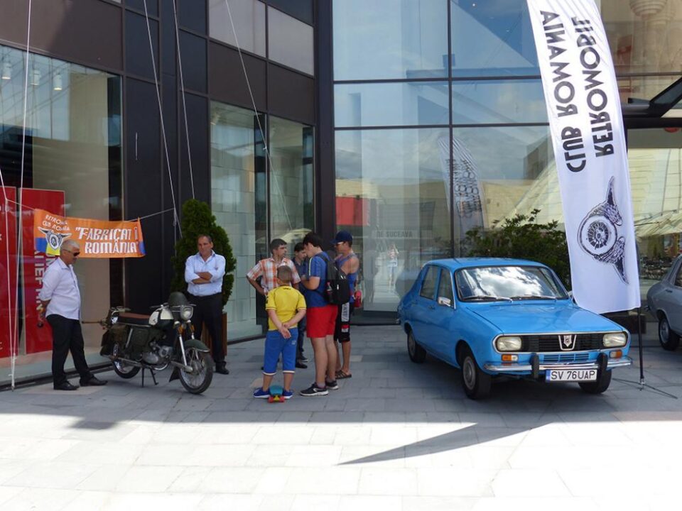Fabricat în România este un eveniment retro dedicat exclusiv mărcilor autohtone