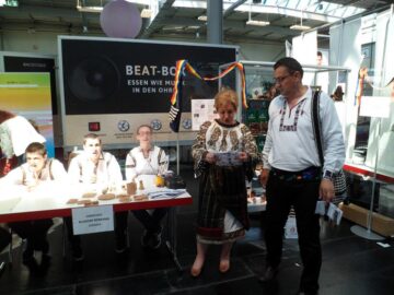 Opt tineri cu dizabilități din Suceava și supraveghetorii lor, în schimb de experiență la Augsburg, în Germania