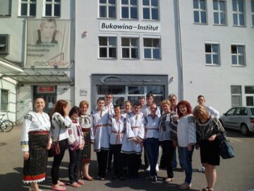 Opt tineri cu dizabilități din Suceava și supraveghetorii lor, în schimb de experiență la Augsburg, în Germania