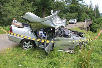 Accident mortal provocat de un adolescent aflat la volan