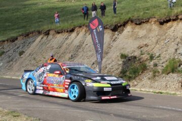 Spectacol auto extrem, pe culmile Rarăului, la singura etapă de drift pe traseu montan din România