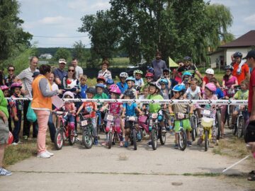 Peste 200 de cicliști au concurat la a 5-a ediție a Maratonului Dragomirna