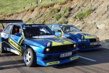 Spectacol auto extrem, pe culmile Rarăului, la singura etapă de drift pe traseu montan din România