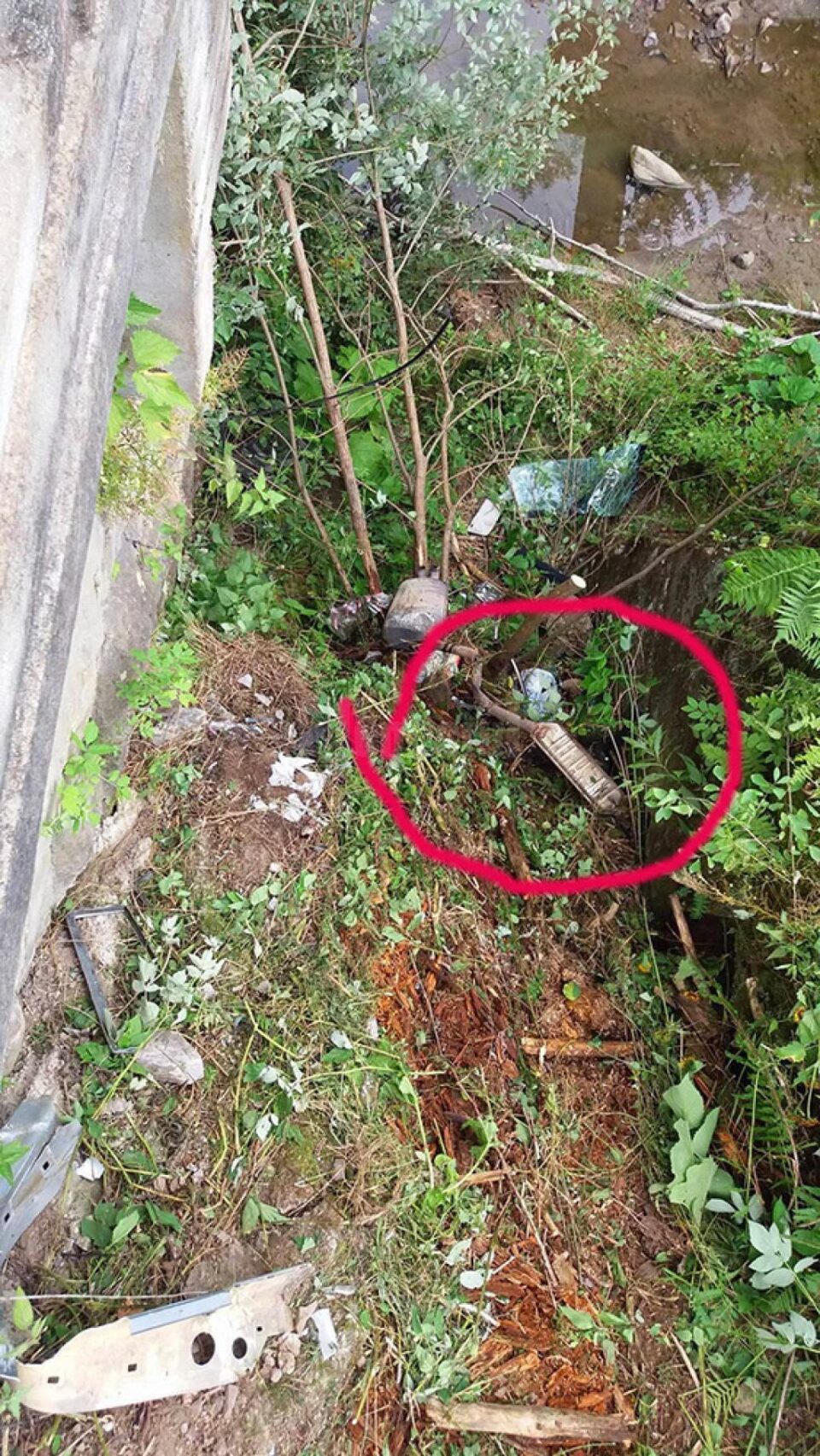 Un adolescent de 17 ani a murit, altul este în comă, după un accident din cauza vitezei