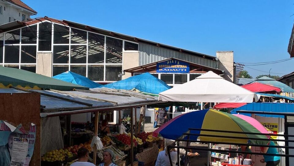 Piața din Rădăuți