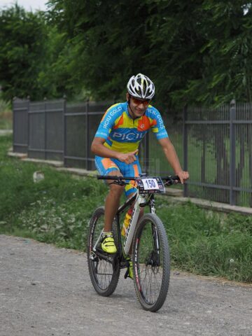Peste 200 de cicliști au concurat la a 5-a ediție a Maratonului Dragomirna