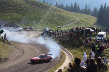 Spectacol auto extrem, pe culmile Rarăului, la singura etapă de drift pe traseu montan din România