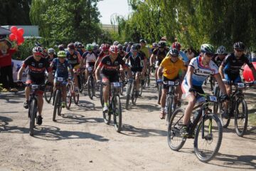 Start la Dragomirna Mountain Bike