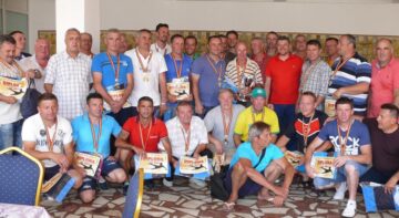 Fostele glorii ale fotbalului fălticenean s-au întâlnit în meciul anului old-boys
