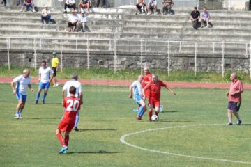 Fostele glorii ale fotbalului fălticenean s-au întâlnit în meciul anului old-boys