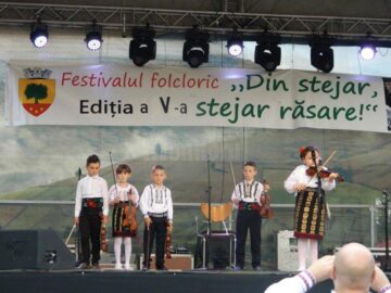 Festivalul "Din stejar, stejar răsare"