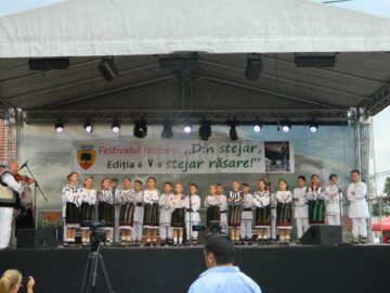 Festivalul folcloric „Din stejar, stejar răsare” la Cajvana, ediția a V-a