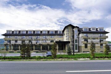 Centrul de afaceri Club Bucovina a fost deschis oficial la Gura Humorului