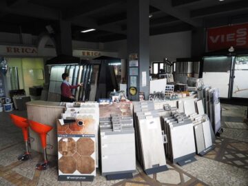 Magazinul Erica Ceramica, de pe strada Gheorghe Doja nr. 111