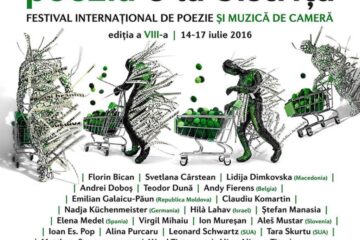 Membri ai Clubului de Poezie Alecart Suceava, la Festivalul internațional ”Poezia e la Bistrița”