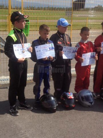 Diplome și medalii la karting pentru suceveni