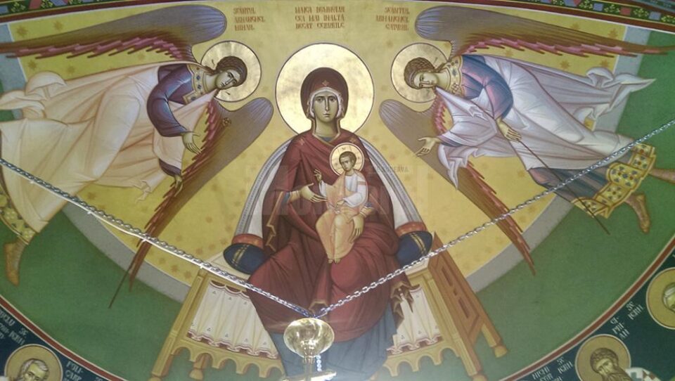 Biserica „Sf. Arhangheli Mihail și Gavriil” din satul Dealu, comuna Zvoriștea