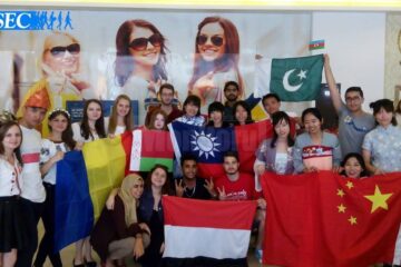 Prezență numeroasă la Global Village, la Iulius Mall