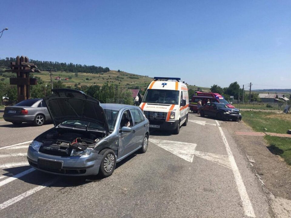 Accidentul de circulație care a avut loc sâmbătă la amiază pe drumul național DN2 în dreptul localității Dărmănești