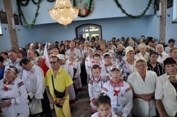 Procesiune impresionantă la Pleșa, la împlinirea a 180 de ani de la înființarea localității