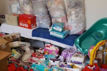 Scutece, hăinuțe, jucării, lapte praf pentru sugari