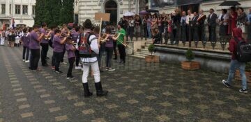 Cea de-a IX-a ediție a Festivalului Național al Ansamblurilor Folclorice ale Copiilor și Tinerilor „Dorna, plai de joc și cântec” - In memoriam prof. Gavril Moroșan