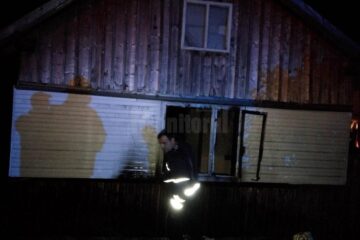 În urma cercetărilor făcute după stingerea incendiului, s-a constatat că focul a fost pus cu intenție