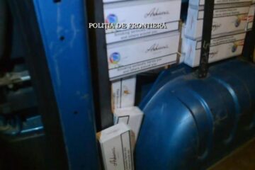 Peste 7.300 de pachete de țigări, descoperite într-un microbuz aflat în trafic
