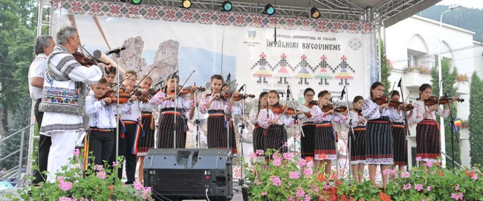Laureații Festivalului-Concurs Județean de Folclor „Comori de suflet românesc”