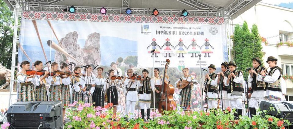 Laureații Festivalului-Concurs Județean de Folclor „Comori de suflet românesc”