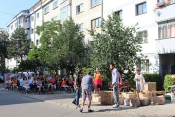 Teatru neconvențional pe străzile din Burdujeni