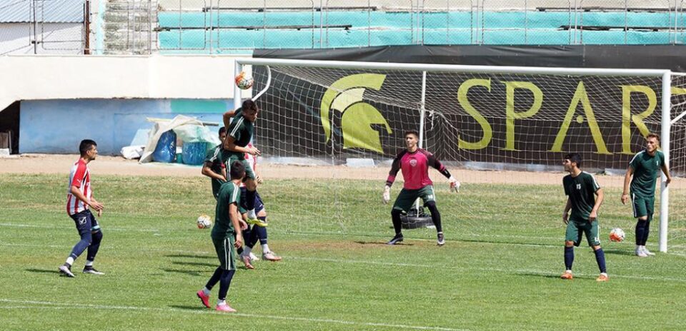 Foresta Suceava a câștigat cu 4 - 1 amicalul cu Aerostar Bacău, după ce a fost condusă cu 1 - 0 Foresta Suceava a câștigat cu 4 - 1 amicalul cu Aerostar Bacău, după ce a fost condusă cu 1 - 0