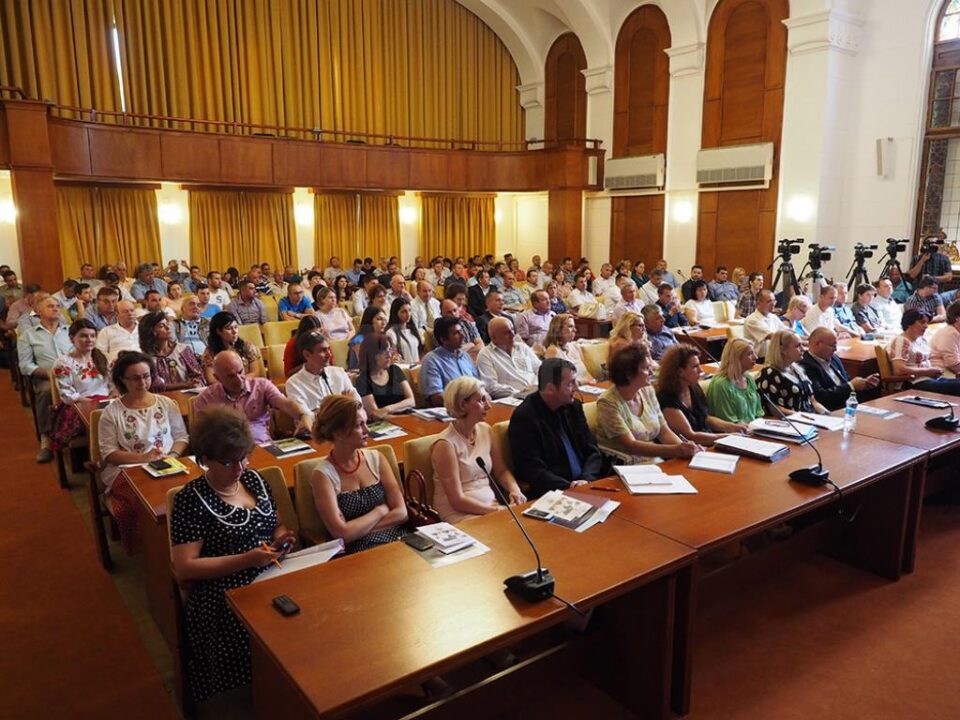 Aproape 200 de suceveni plecați la muncă în străinătate au participat la întâlnirea cu autoritățile