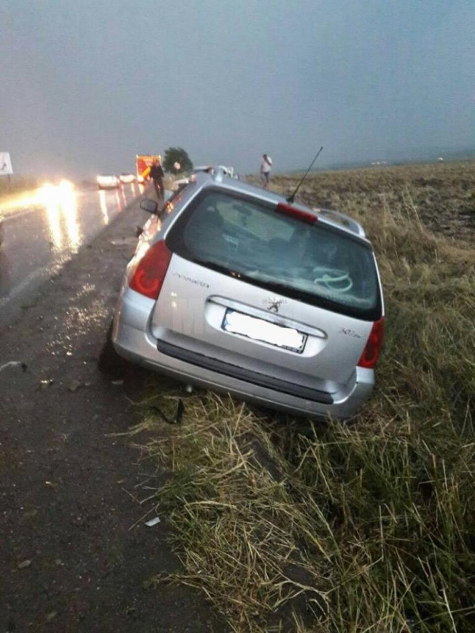 Accident cu trei răniți, la ieșirea din municipiul Suceava spre Pătrăuți