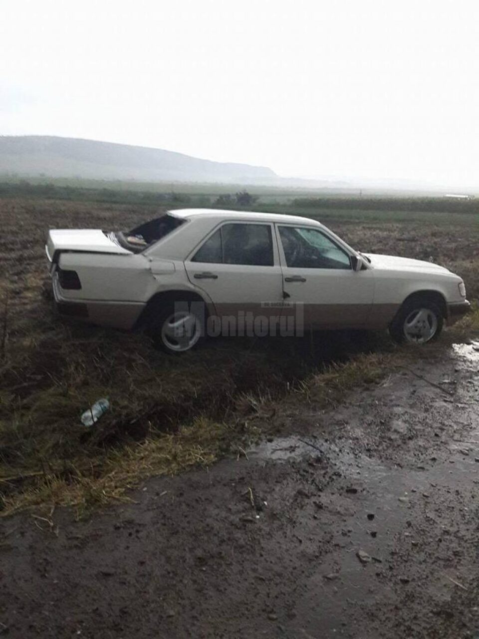 Accident cu trei răniți, la ieșirea din municipiul Suceava spre Pătrăuți