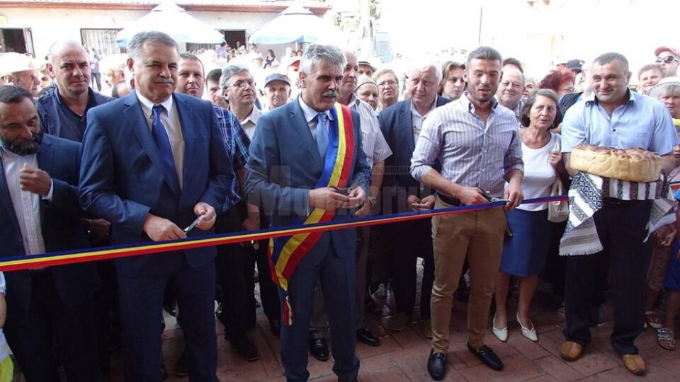 Primarul Mihăiță Negură a inaugurat noua piață din Câmpulung Moldovenesc