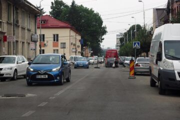 Trafic restricționat pe strada Mihai Viteazu, pentru turnarea de covor asfaltic