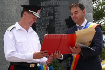Inspectorul-șef al ISU Suceava, generalul de brigadă Ion Burlui, Cetățean de Onoare al comunei Poiana Stampei