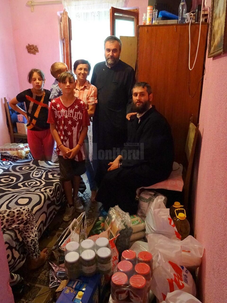 Acțiune de ajutor pentru o mamă bolnavă si cei șase copii ai săi