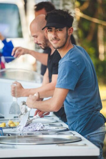 Festivalul de Artă și Cultură Urbană „Dorna Art” a reunit peste 3.000 de participanți