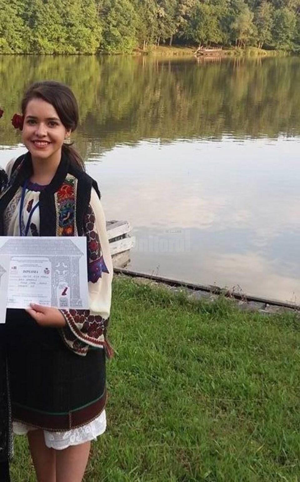 La secțiunea „Încondeiat ouă”, Alina Czutka din Poiana Stampei a obținut premiul I, pentru al doilea an consecutiv