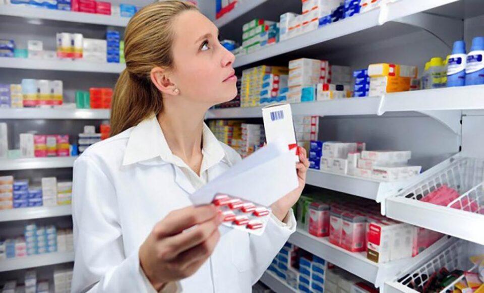 Medicamentele nou introduse pe listă vor putea fi prescrise doar în baza protocoalelor terapeutice care vor fi elaborate de comisiile de specialitate ale Ministerului Sănătății Foto:www.fanatik.ro Medicamentele nou introduse pe listă vor putea fi prescrise doar în baza protocoalelor terapeutice care vor fi elaborate de comisiile de specialitate ale Ministerului Sănătății Foto:www.fanatik.ro