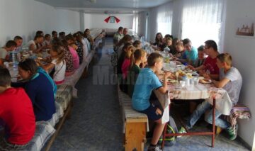 Școala de vară „În grădina Maicii Domnului” pentru copiii din parohiile Leucușești, Bogdănești și Boroaia