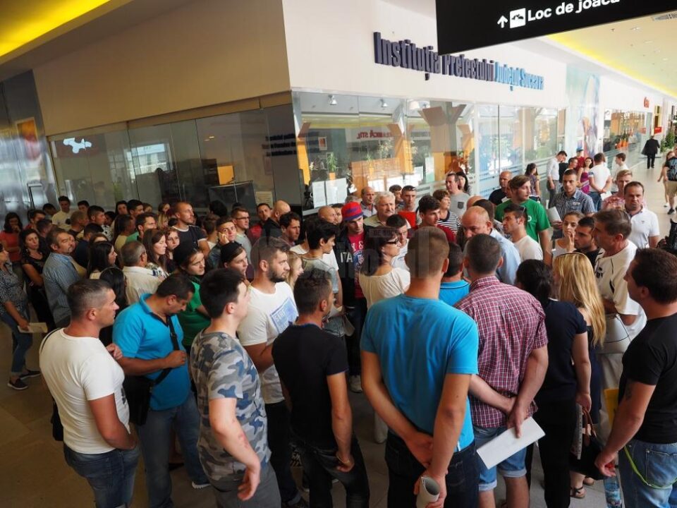 Aglomerație la Eliberări Permise Aglomerație la Eliberări Permise