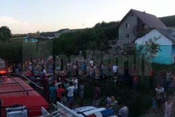 Casă din Pătrăuți, afectată de un incendiu