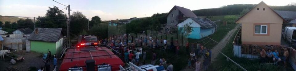 Casă din Pătrăuți, afectată de un incendiu