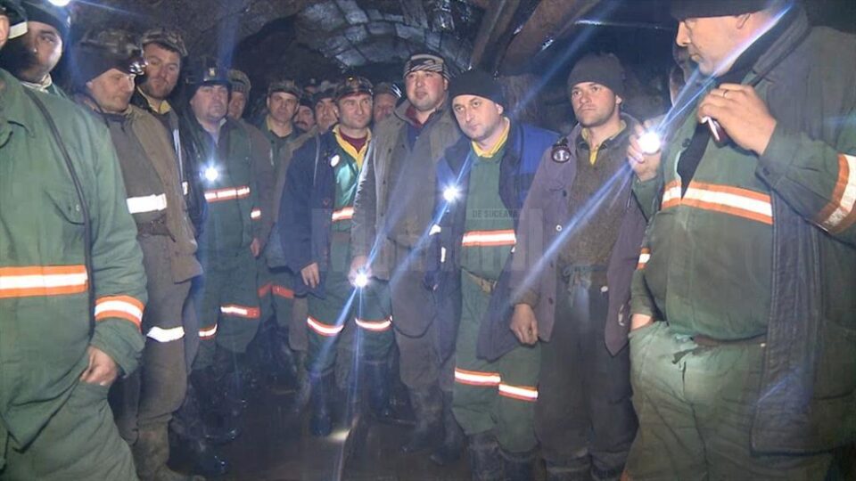Peste 80 de ortaci de la Mina de uraniu de la Crucea, exploatarea Botușana, s-au blocat în subteran
