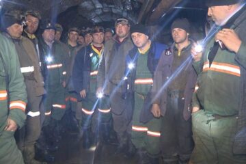Peste 80 de ortaci de la Mina de uraniu de la Crucea, exploatarea Botușana, s-au blocat în subteran