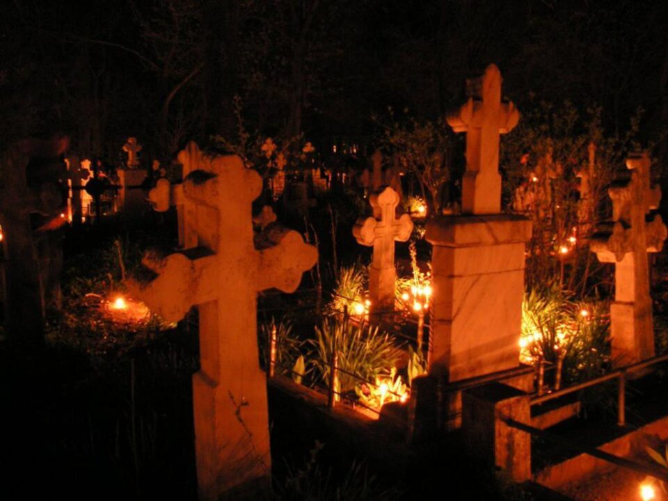 Pomenirea celor adormiți. Foto: cuvantul-ortodox.ro Pomenirea celor adormiți. Foto: cuvantul-ortodox.ro